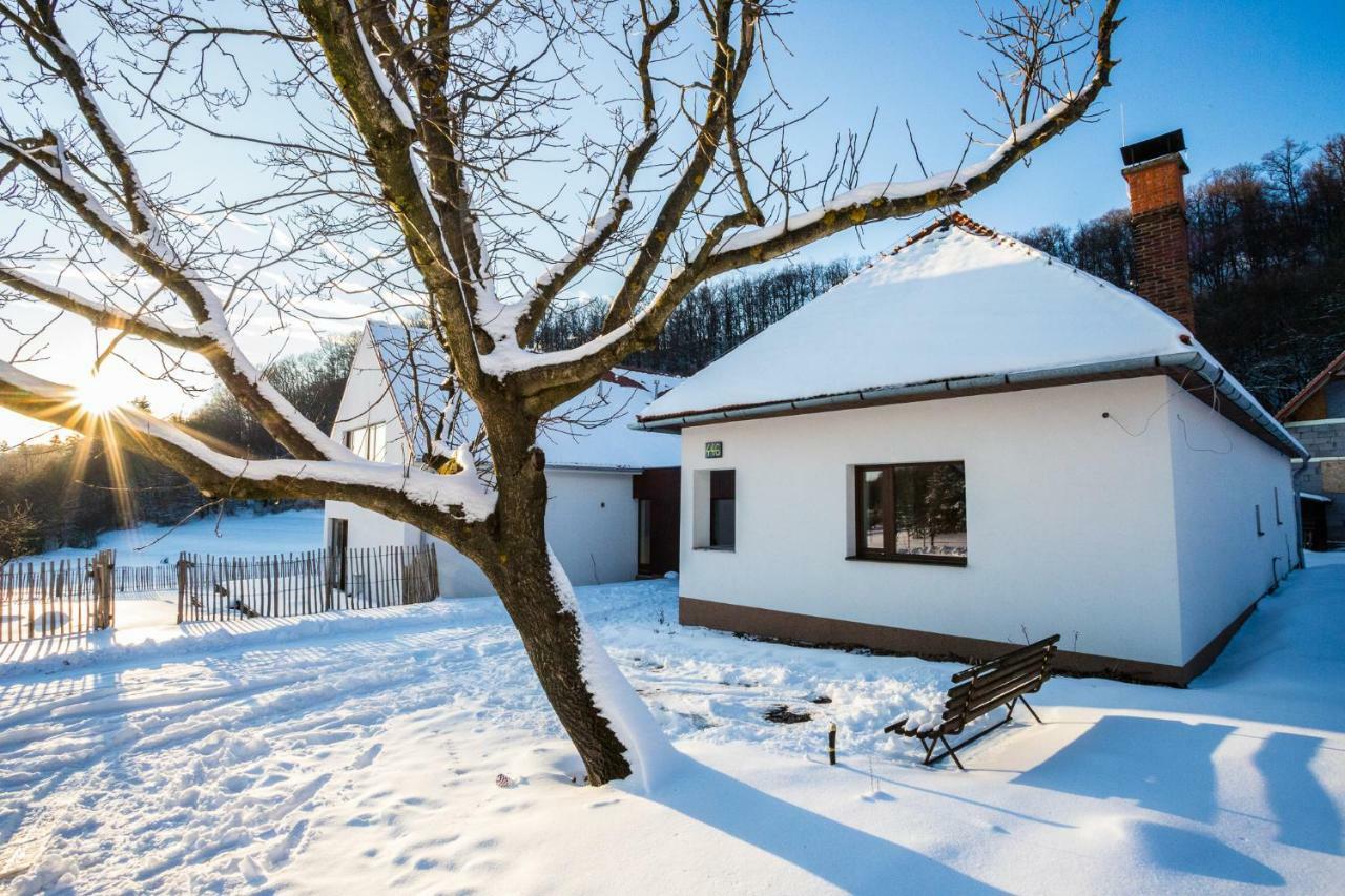 Banská Štiavnica Antosikov Majerゲストハウス エクステリア 写真